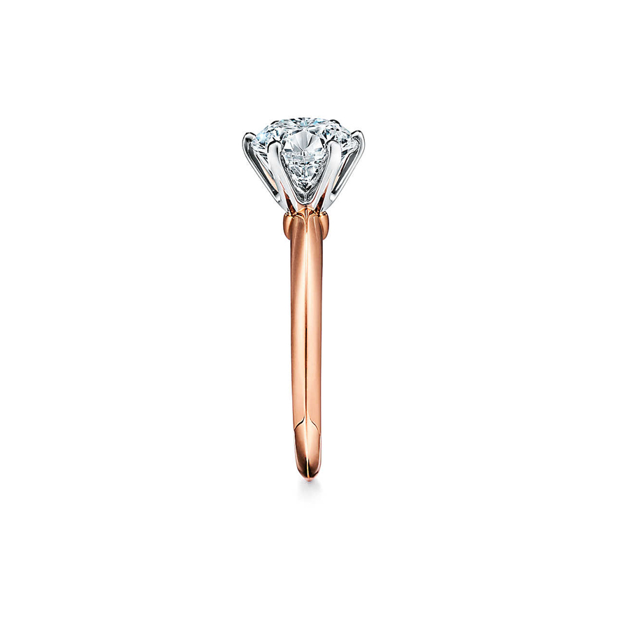 1,5 Carat Brilliant Tiffany Solitaire